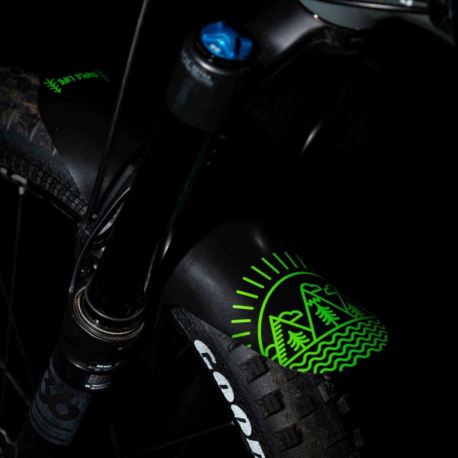 PCR Carbon Fibre MTB Front Mudguard Mountain Bike Enduro Fender. Made in the UK PCR Carbon Fibre MTB Front Mudguard Mountain Bike Enduro Fender. Made in the UK
