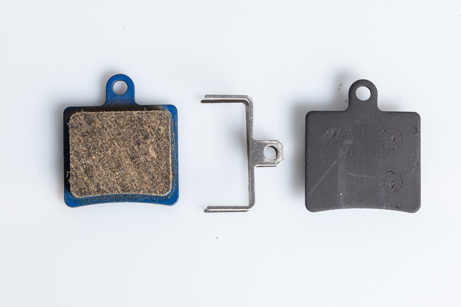 pair of organic brake pads for hope mini